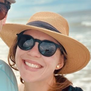 Meet your Posher, Catherine